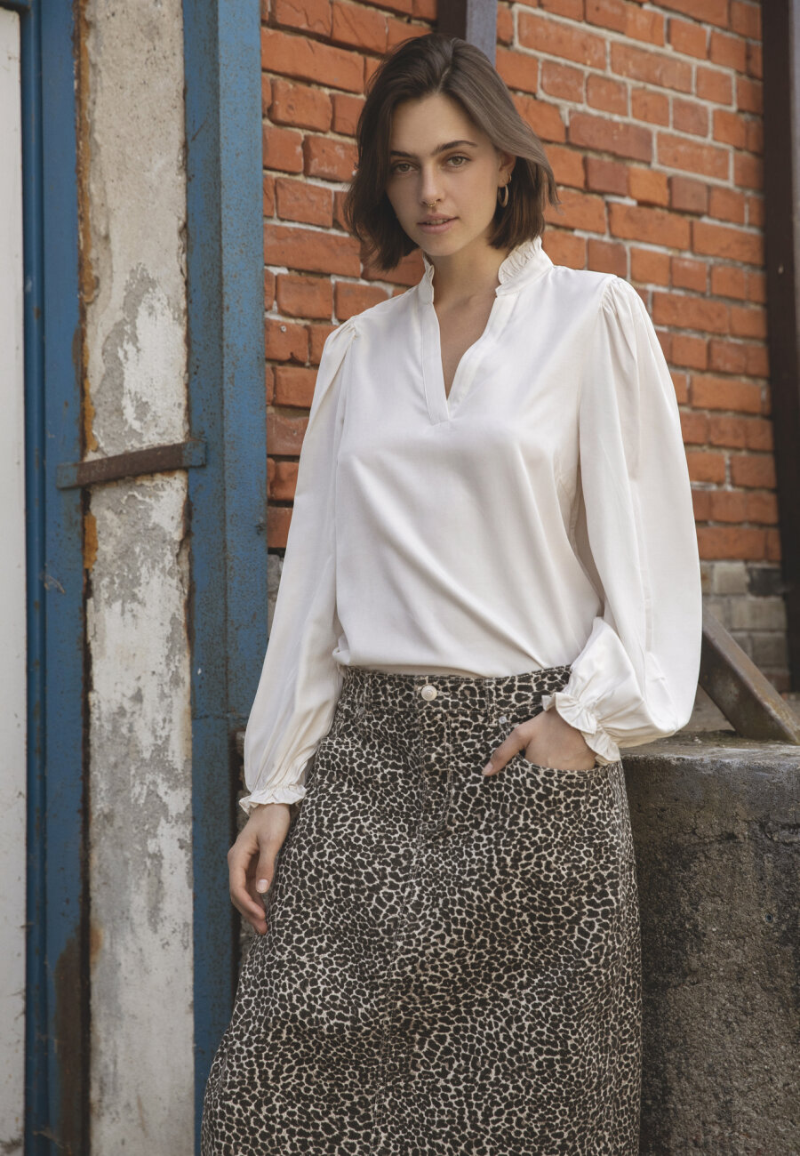 Love & Divine blouse with stones navy main image 0