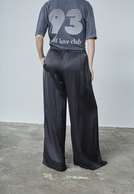 love & divine - love1425