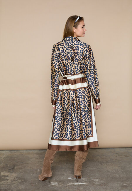 love & divine - love1394