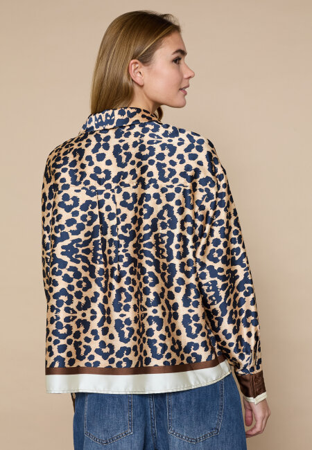 love & divine - love1393