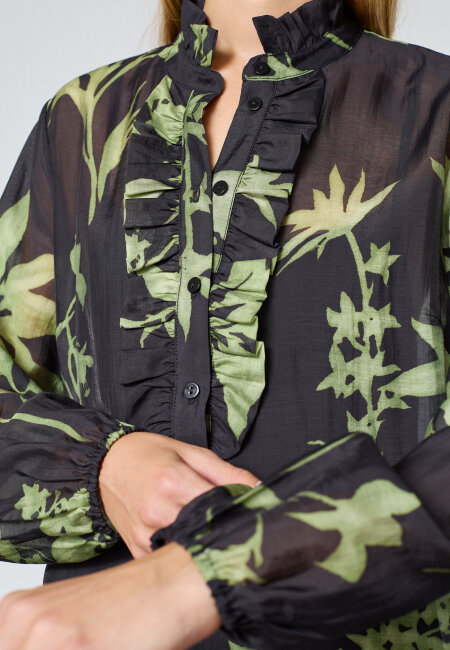 love & divine - love1449