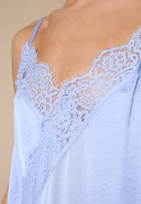 love & divine - love1472