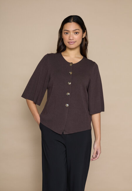 love & divine - love1490