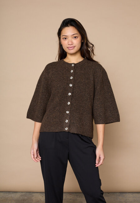 love & divine - love1508