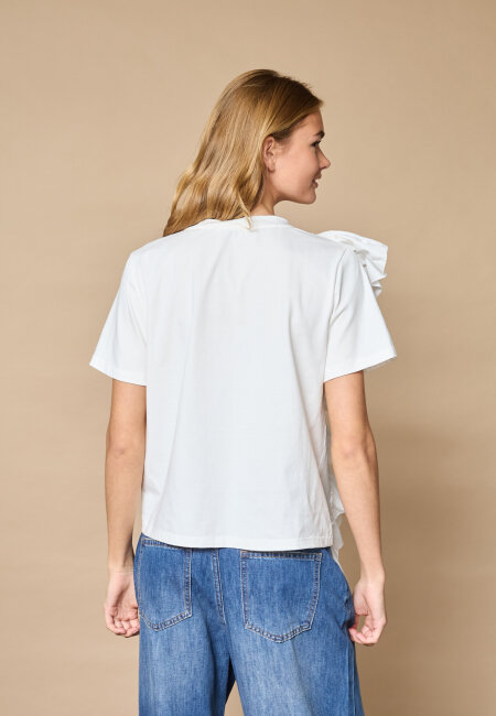 love & divine - love1496