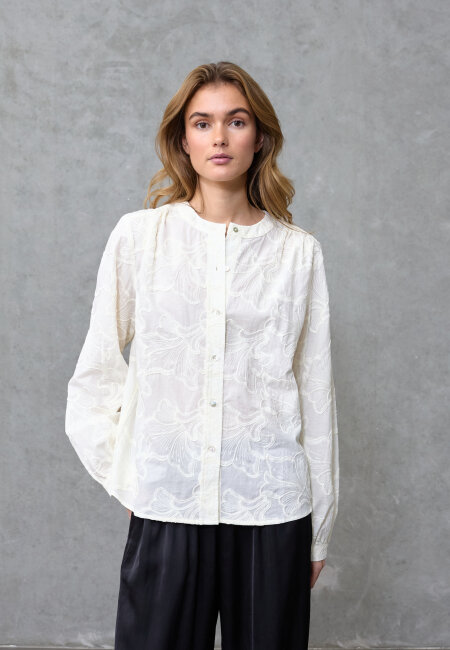 love & divine - love1519