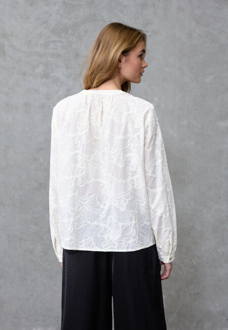 love & divine - love1519