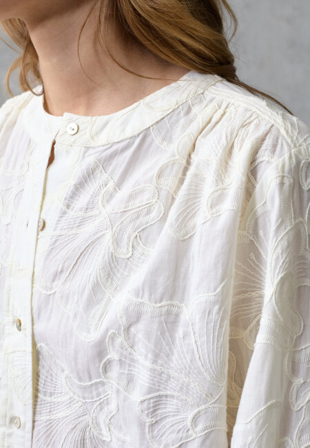 love & divine - love1519