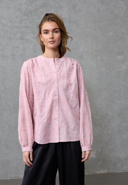 love & divine - love1519