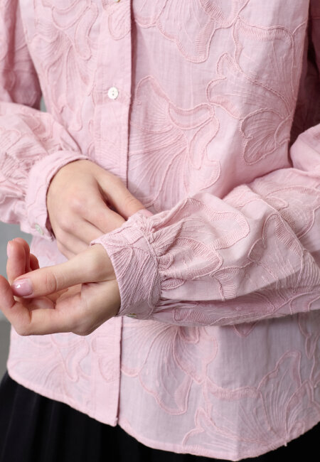 love & divine - love1519