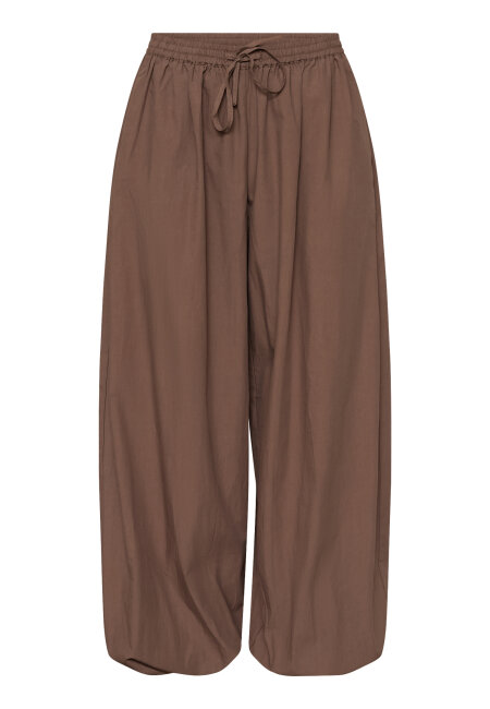 love & divine - love1466