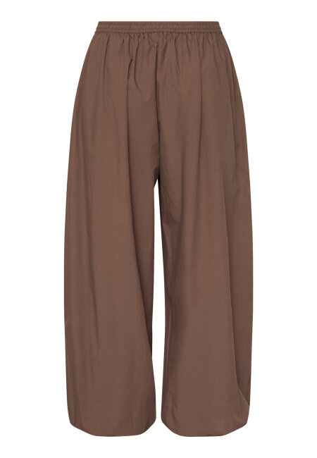 love & divine - love1466