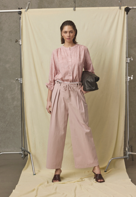 love & divine - love1519