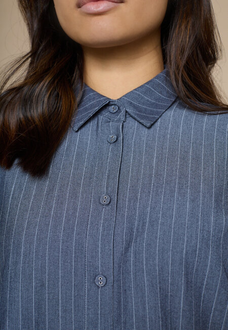 love & divine - love971-13