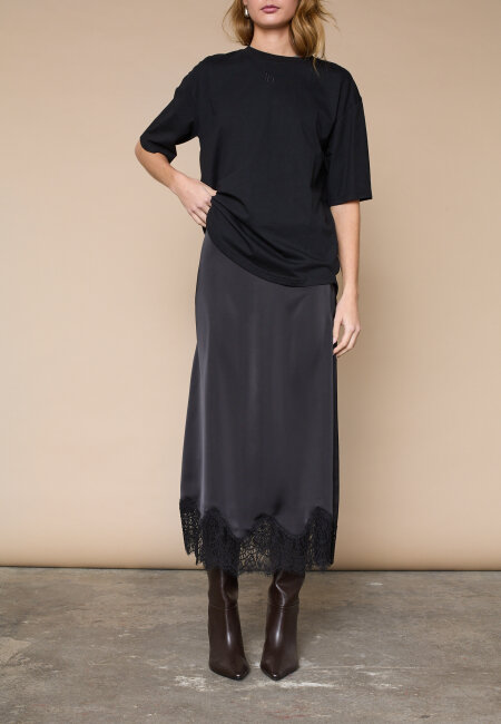 love & divine - love1503