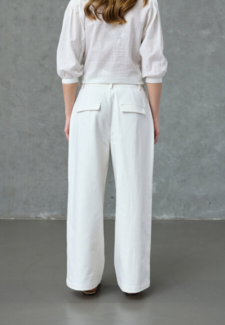 love & divine - love1534