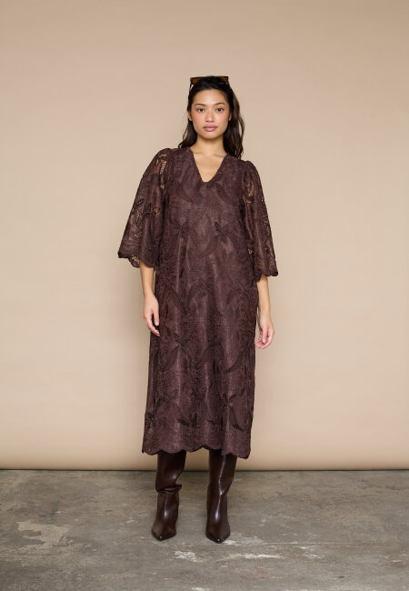 love & divine - love1444