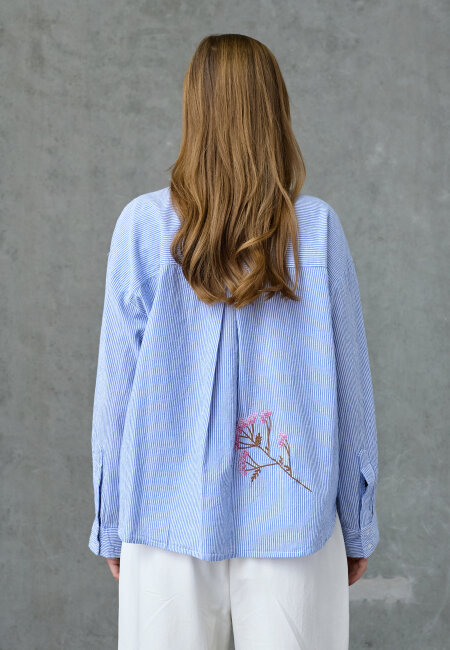 love & divine - love1555