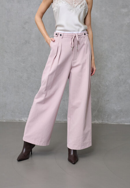 love & divine - love1511