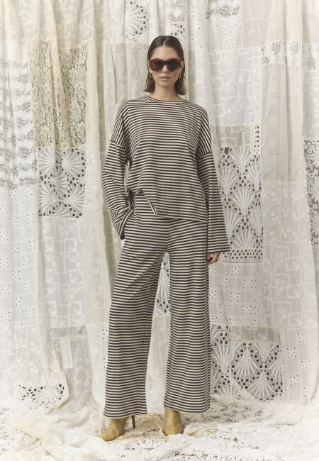 love & divine - love1505