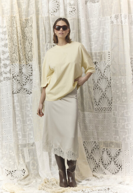 love & divine - love1503