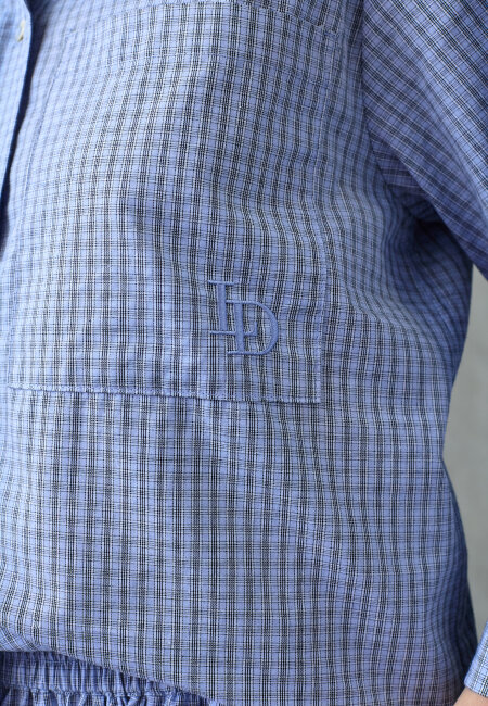 love & divine - love1523