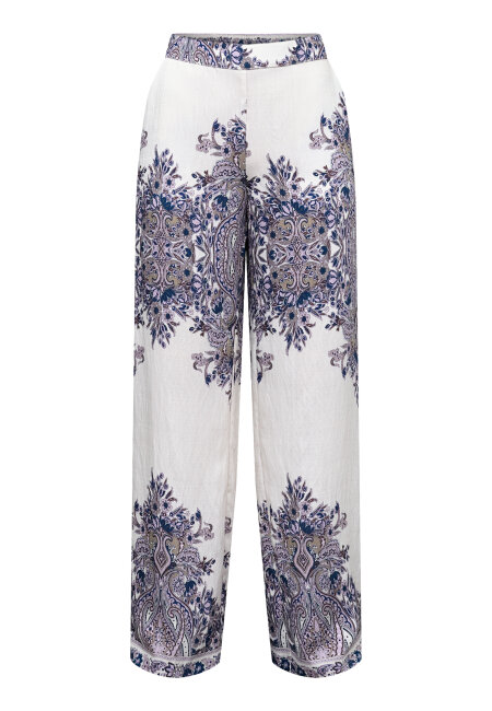 love & divine - love1024-62