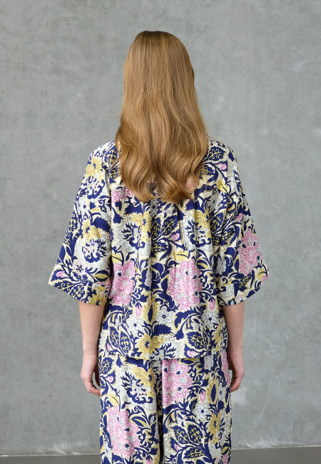 love & divine - love1338-3