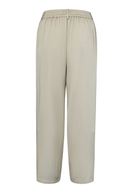 love & divine - love1574