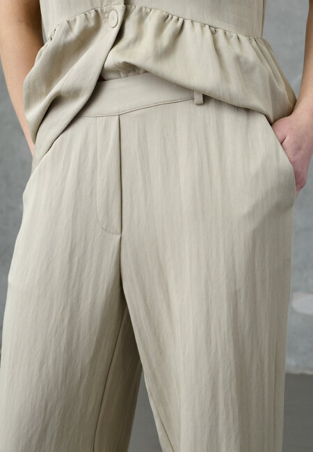 love & divine - love1574