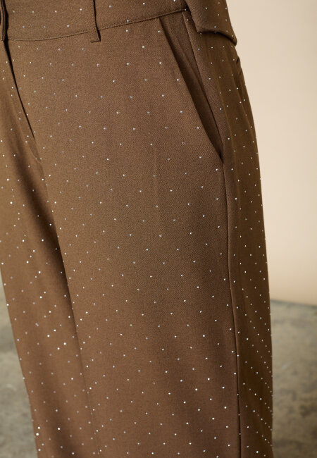 love & divine - love857-7