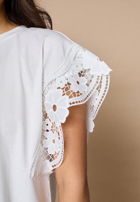 love & divine - love1517