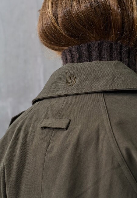 love & divine - love1512