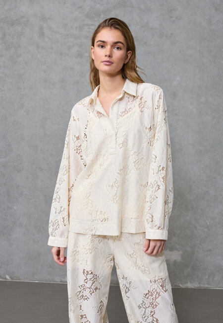 love & divine - love1526