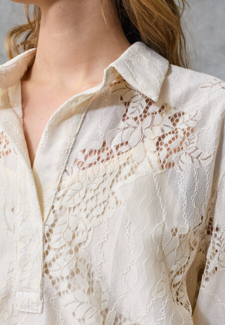 love & divine - love1526