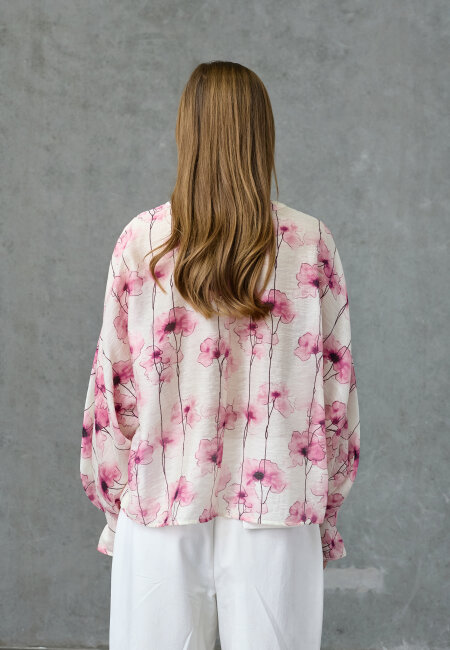 love & divine - love1551