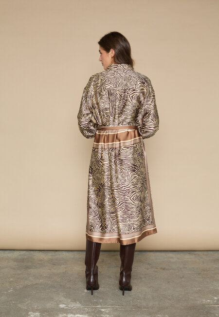 love & divine - love1394-2