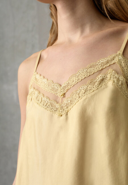 love & divine - love1556