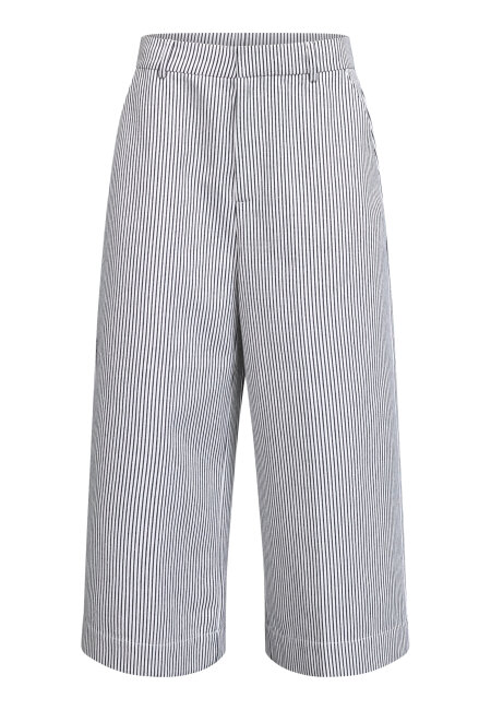 love & divine - love1520