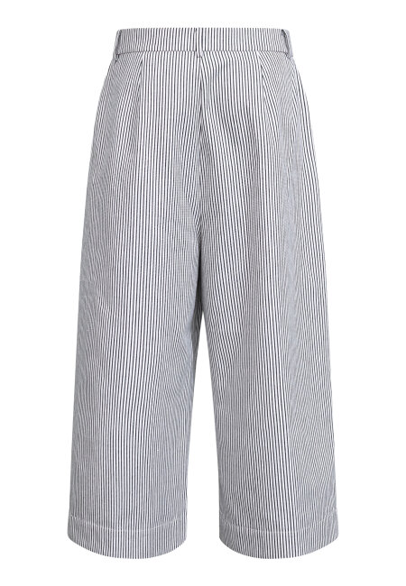 love & divine - love1520