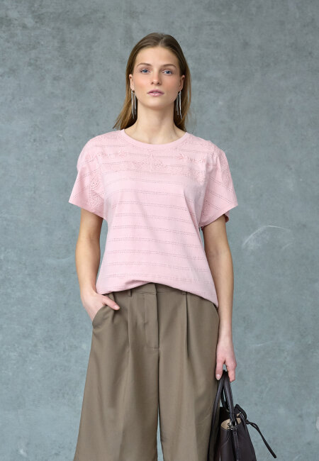 love & divine - love1533