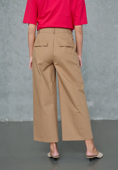 love & divine - love1534