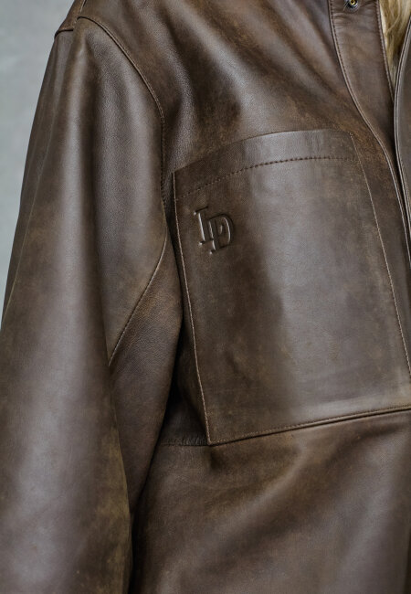 love & divine - love1557