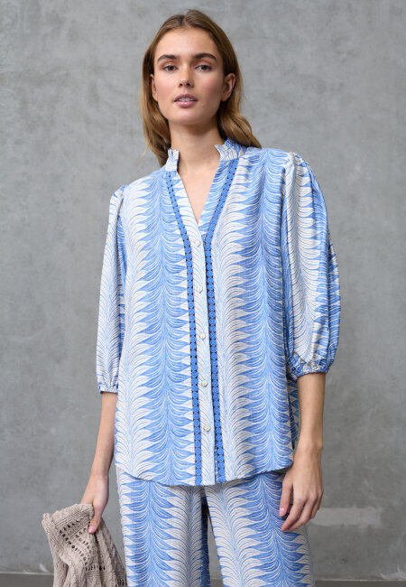 love & divine - love456-10