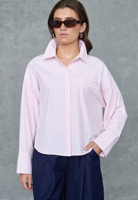 love & divine - love1495-1