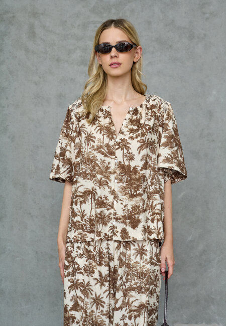 love & divine - love1579