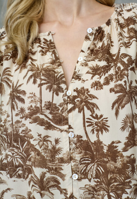 love & divine - love1579