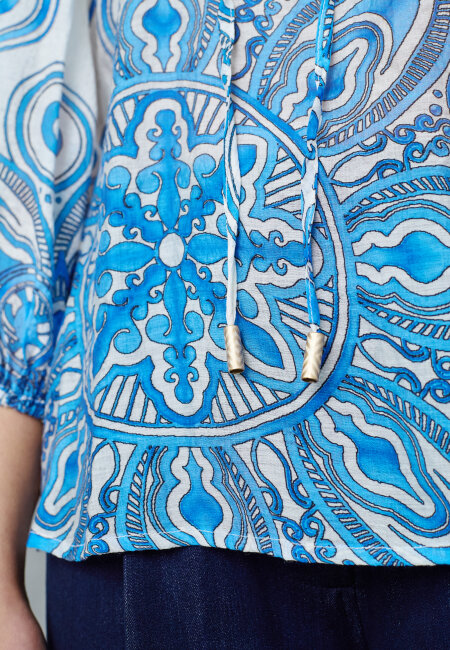 love & divine - love1578