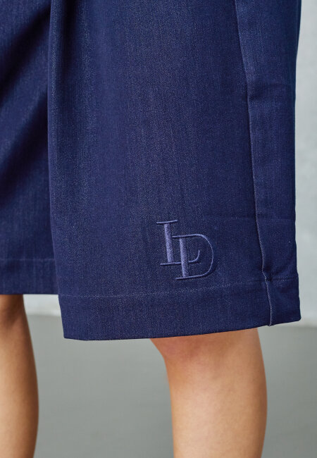 love & divine - love1582