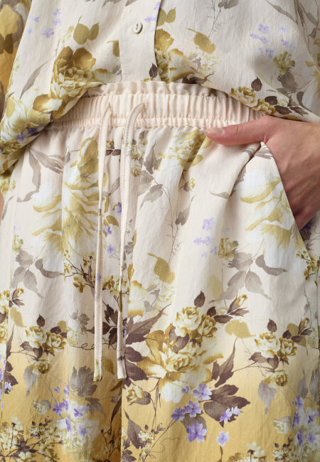 love & divine - love970-13